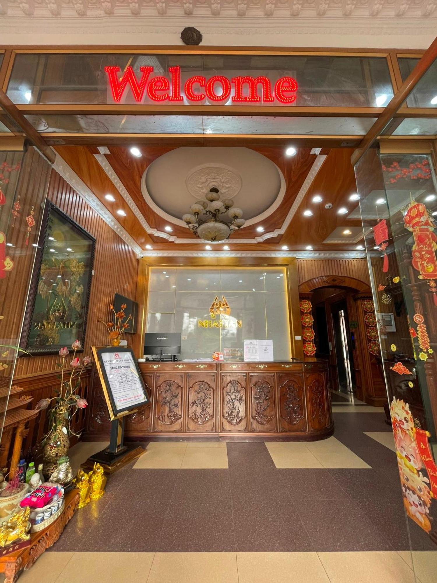 Nhat Tan Hotel Hanoj Exteriér fotografie