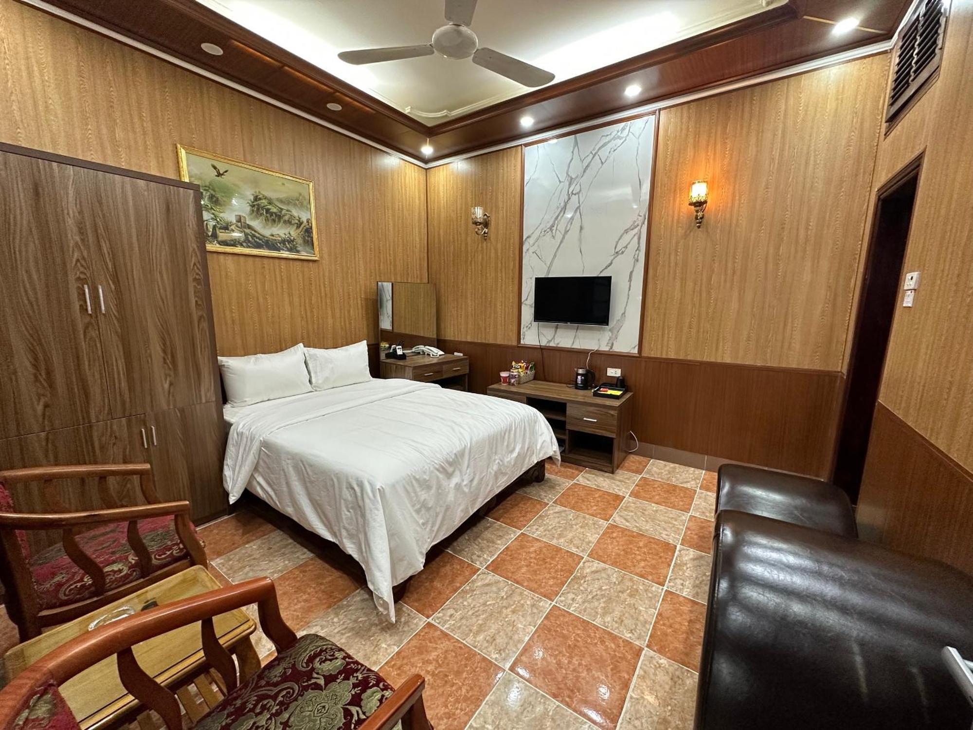 Nhat Tan Hotel Hanoj Exteriér fotografie